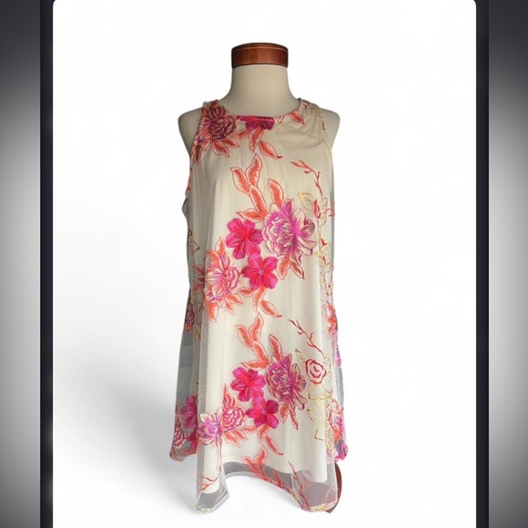 Dresses & Skirts - Beige By Eci Pink Floral Vibrant Dress with sheer overlay‎ ✨